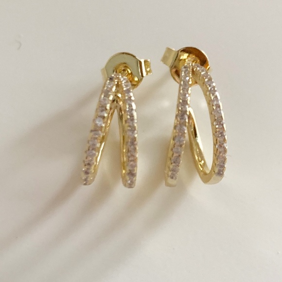 NEW SHASHI Pave Earrings - Picture 2 of 7